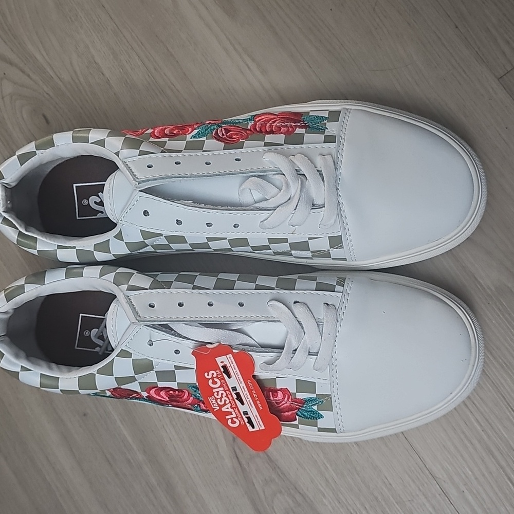 Vans Old Skool DX Leather Checkerboard Rose Embroidered Sneakers M 10.5 W 12